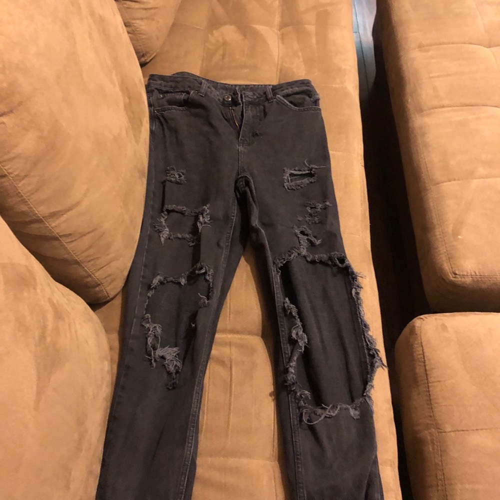 Black super ripped jeans